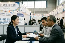 Ministry of Justice and Ministry of Education Announce Successful International Student Job Fair and Plans for Future Support Expansion