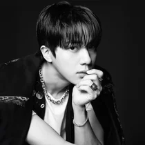 방탄소년단 진, 마이원픽 119주 연속 1위…끝없는 신기록